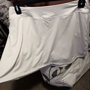 XL White tennis skirt